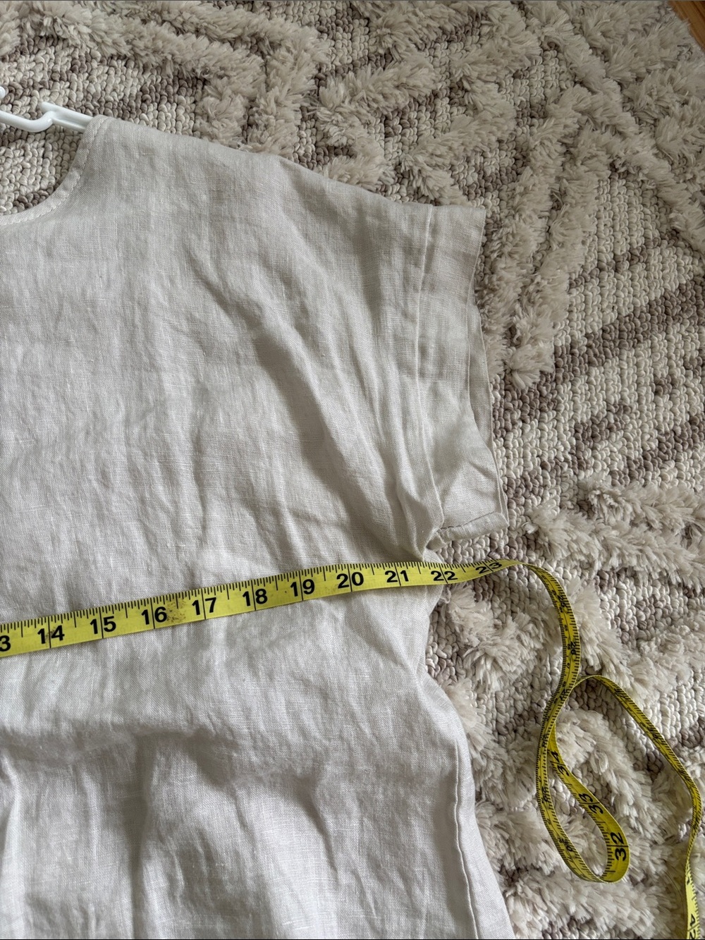 Women's Relaxed Linen Short-Sleeve Top - Light Beige - Picture 3 of 5